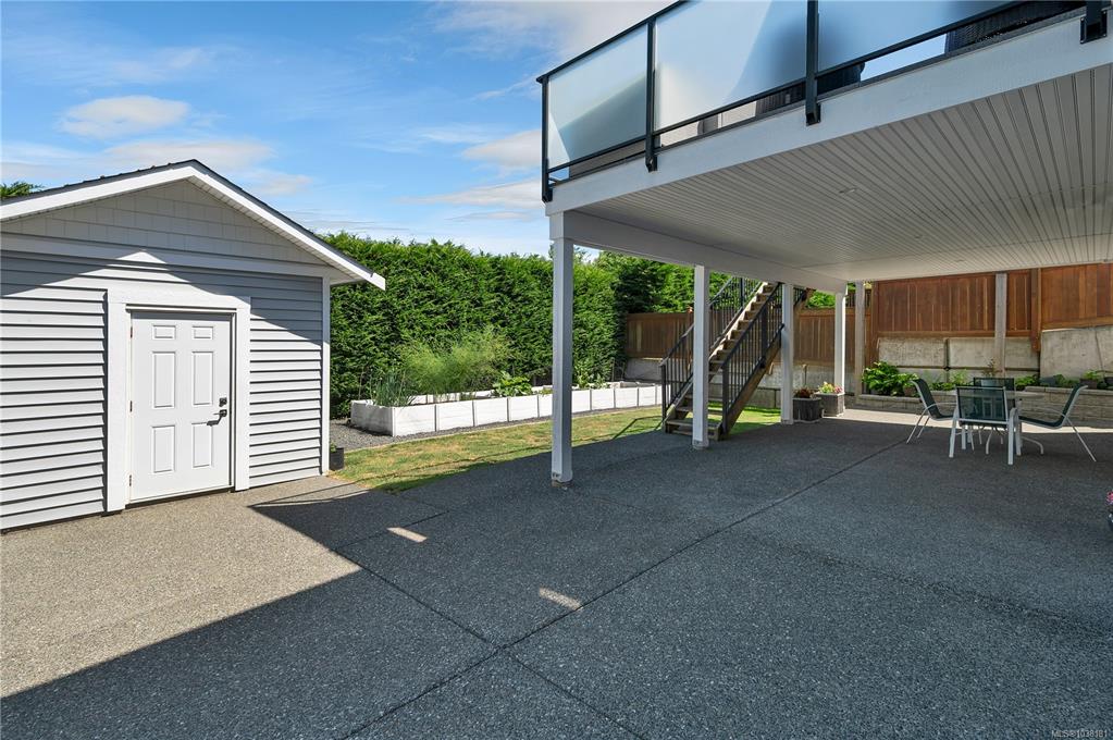 Fifth View of 2613 Sunderland Rd, Campbell River, BC, V9H 0C9
