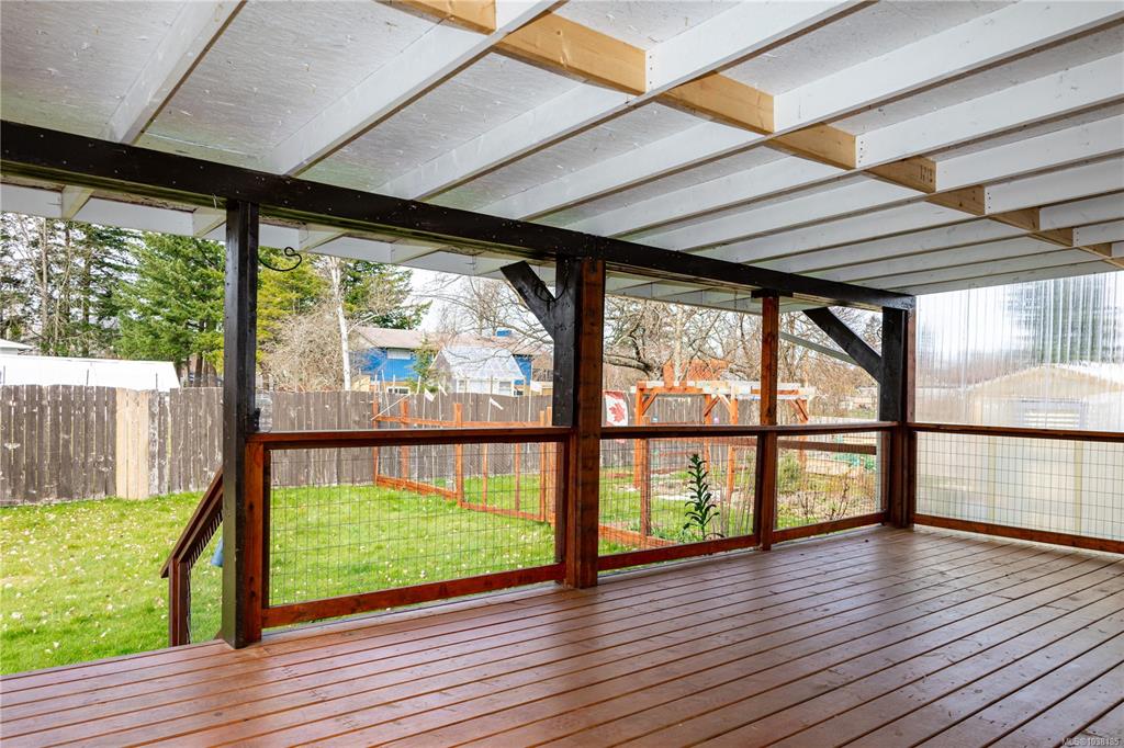 1630 Croation Rd, 1038185, BC,