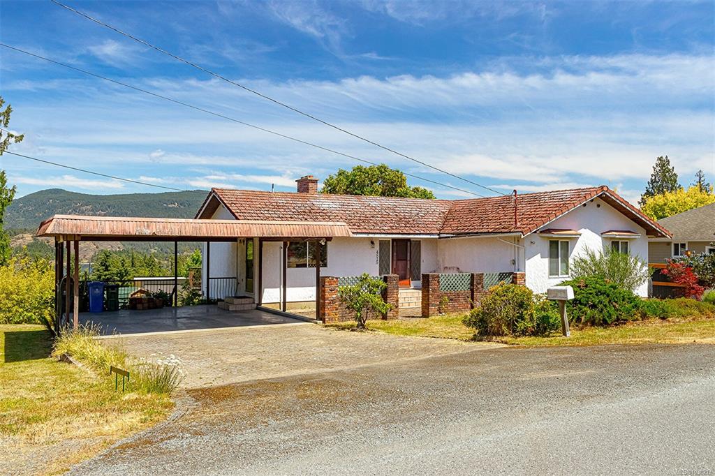 Third View of 4525 Greenbrier Rd, Cowichan Bay, BC, V0R 1L0