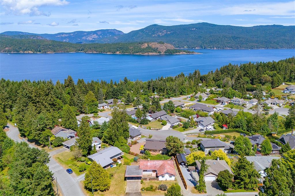 Fifth View of 4525 Greenbrier Rd, Cowichan Bay, BC, V0R 1L0