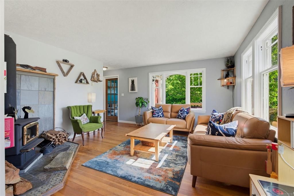 Third View of 37 Cowichan Ave W, Lake Cowichan, BC, V0R 2G0