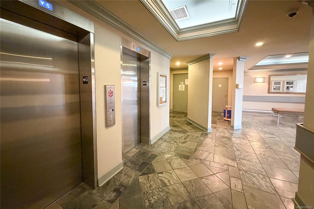 Fourth View of 835 View St, Victoria, BC, V8W 3W8