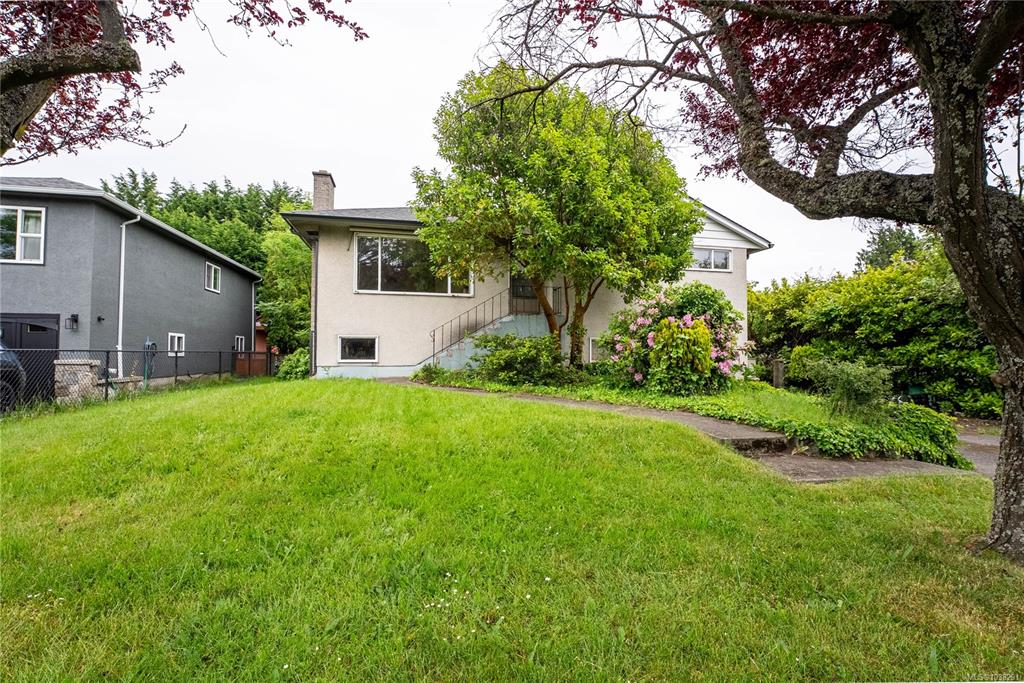 3205 Aldridge St, 1038291, BC,