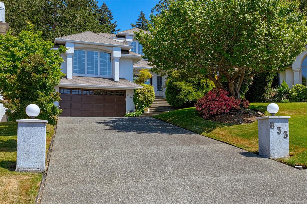 Fourth View of 833 Royal Wood Pl, Saanich, BC, V8Y 3C5