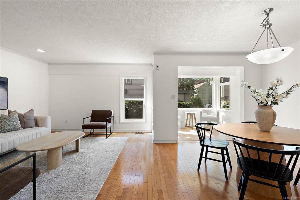 Fourth View of 108 Dallas Rd, SeaBreak Mews, Victoria, BC, V8V 1A3