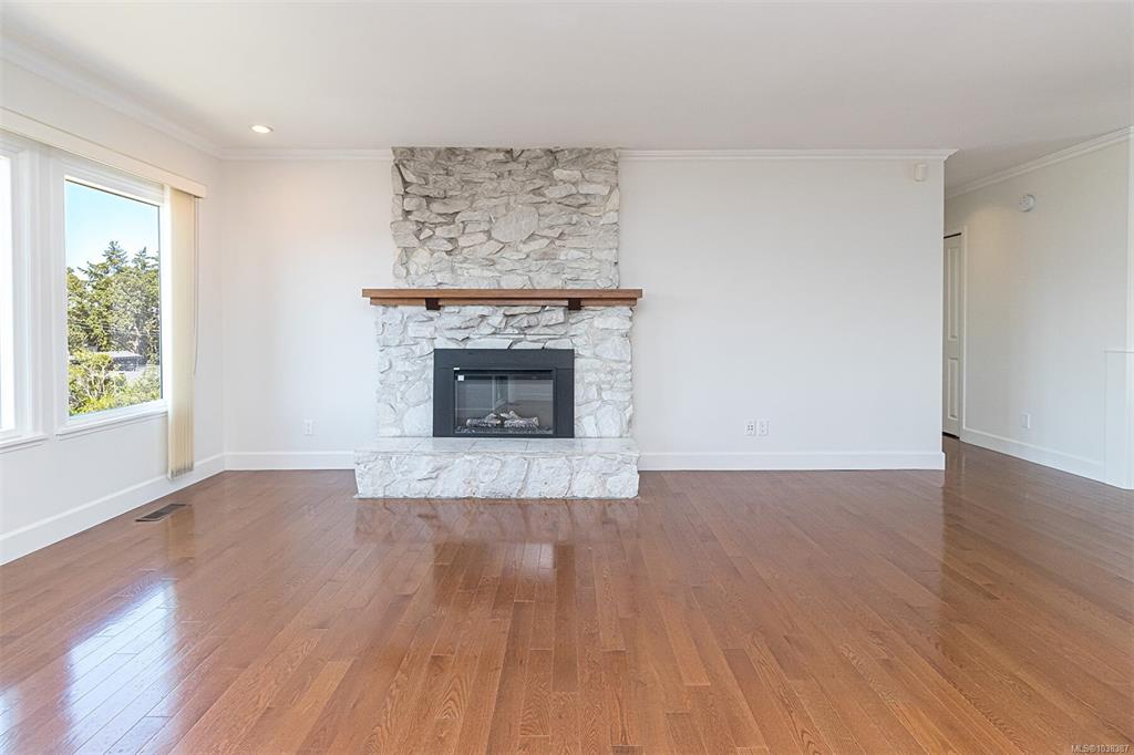 Fifth View of 1408 Tovido Lane, Victoria, BC, V8T 2S9