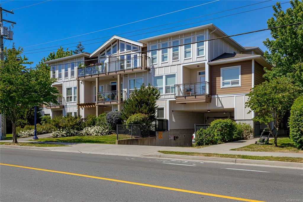 938 Dunford Ave, 1038401, BC,