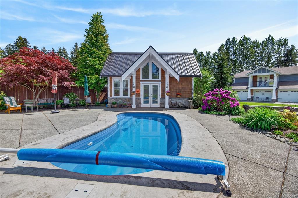 Third View of 459 Twillingate Rd, Campbell River, BC, V9W 1V5