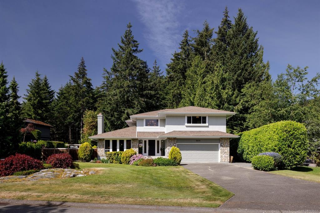 8615 Sentinel Pl, 1038465, BC,