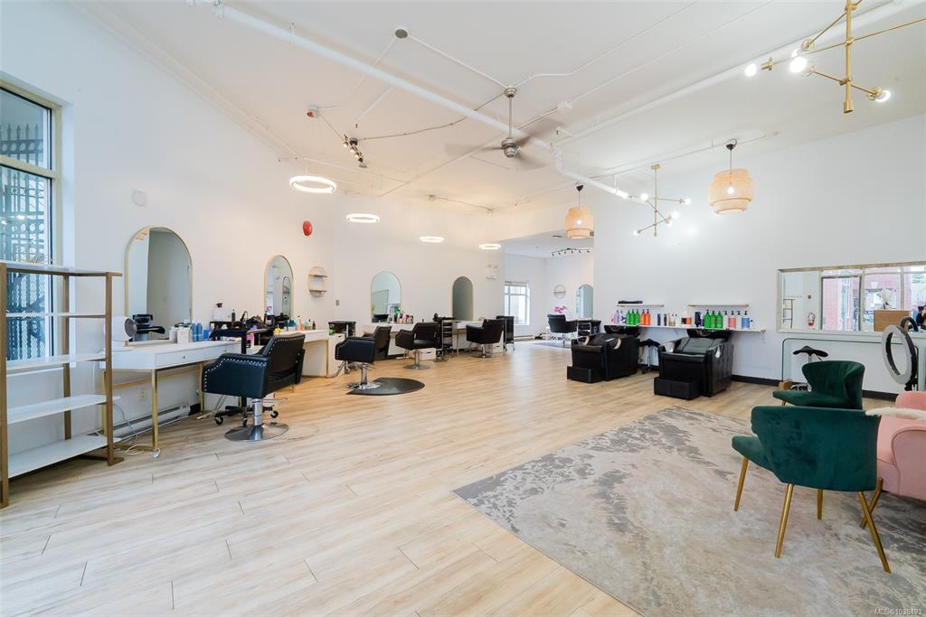 MLS® listing #31424466 for sale located at 335 Wesley St