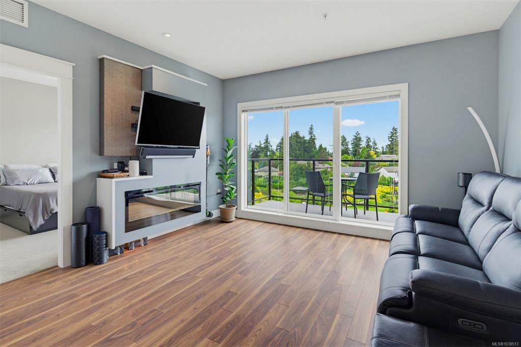 Fourth View of 742 Travino Lane, Saanich, BC, V8Z 0E2