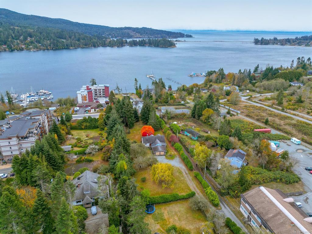 6613 Sooke Rd, 1038529, BC,