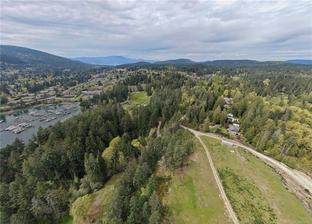 Second View of 2 Churchill Rd, Salt Spring, BC, V8K 2R3