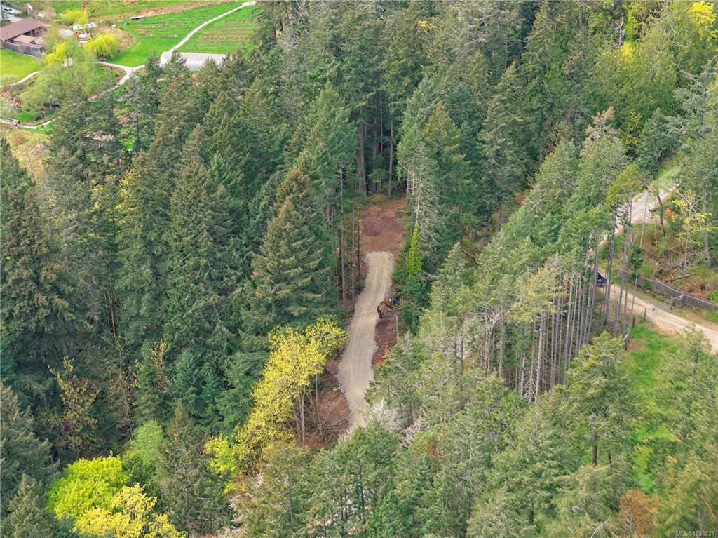 Fifth View of 2 Churchill Rd, Salt Spring, BC, V8K 2R3