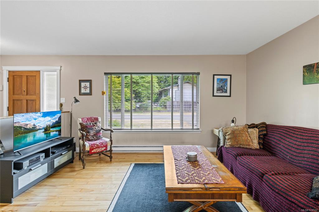 Fourth View of 1524 Pacific Cres, Parksville, BC, V9P 1X6
