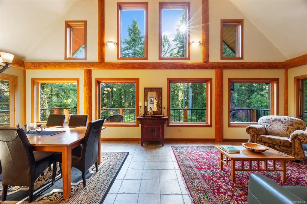 Fourth View of 900 Spider Lake Rd, Qualicum Beach, BC, V9K 2L7