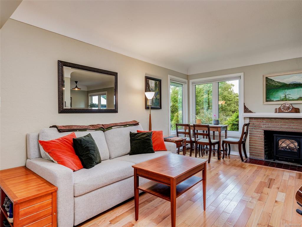 Fourth View of 2528 Forbes St, Victoria, BC, V8R 4B8