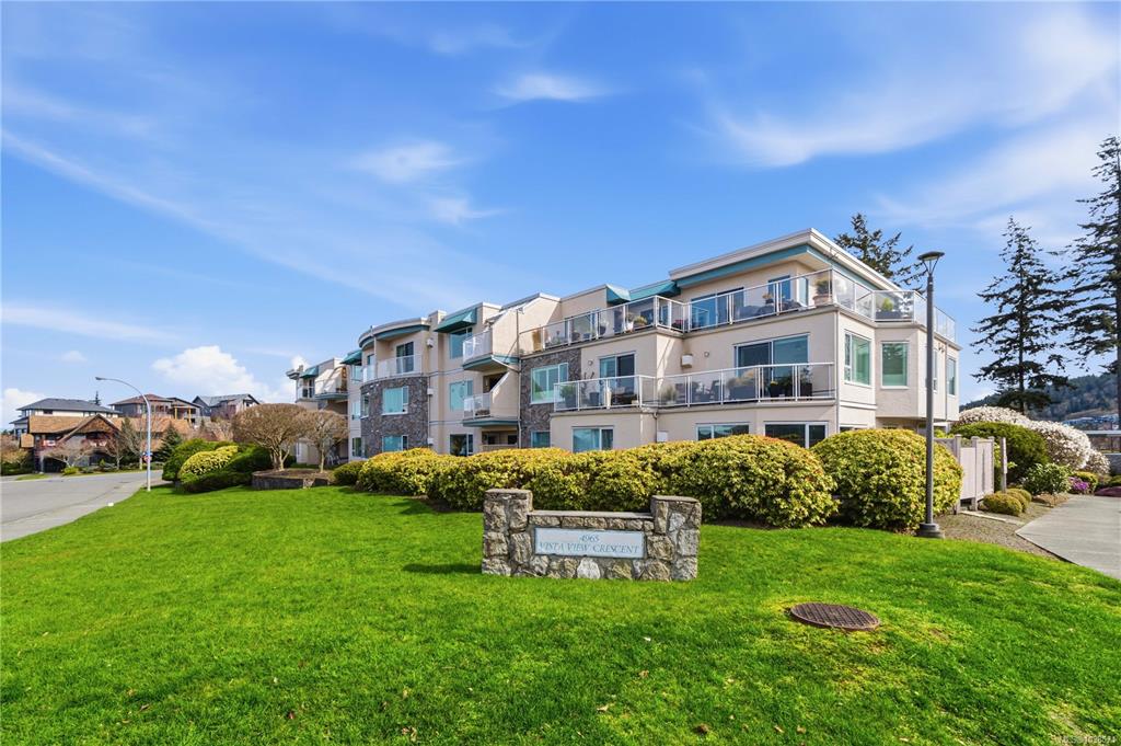 4965 Vista View Cres, 1038571, BC,