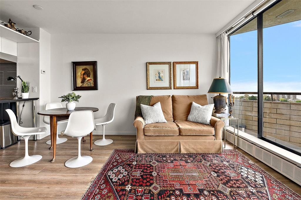 Fifth View of 620 Toronto St, Victoria, BC, V8V 1P7