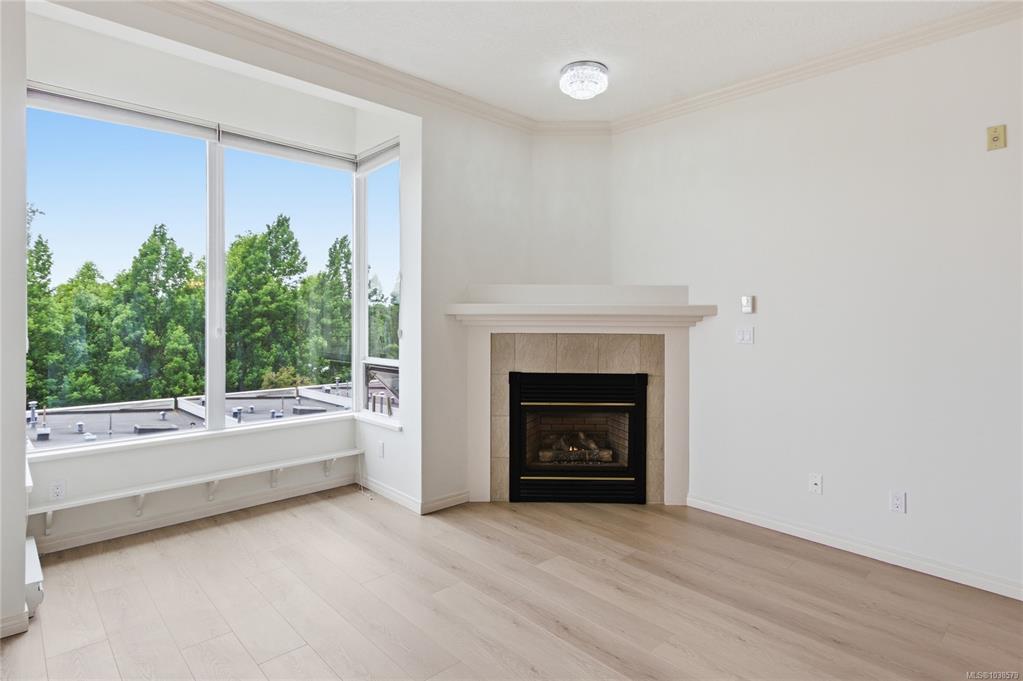 Fifth View of 380 Waterfront Cres, Victoria, BC, V8T 5K3