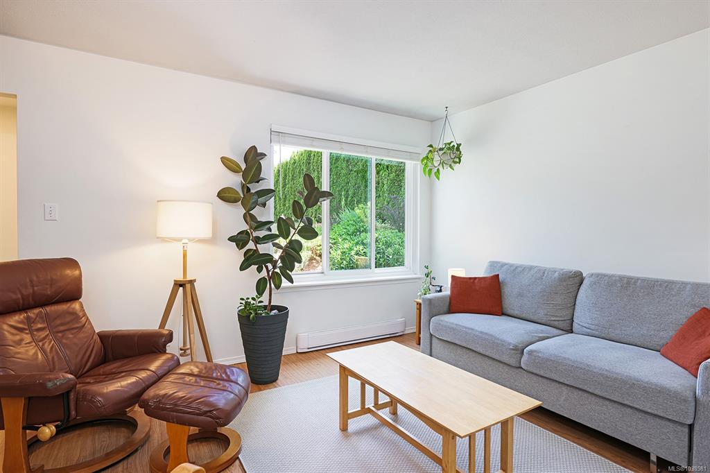 Fifth View of 175 Willemar Ave, Courtenay, BC, V9N 3L3