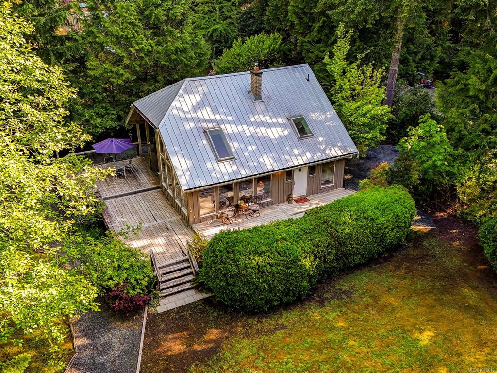 Fifth View of 2980 Sooke River Rd, Sooke, BC, V9Z 0Y1