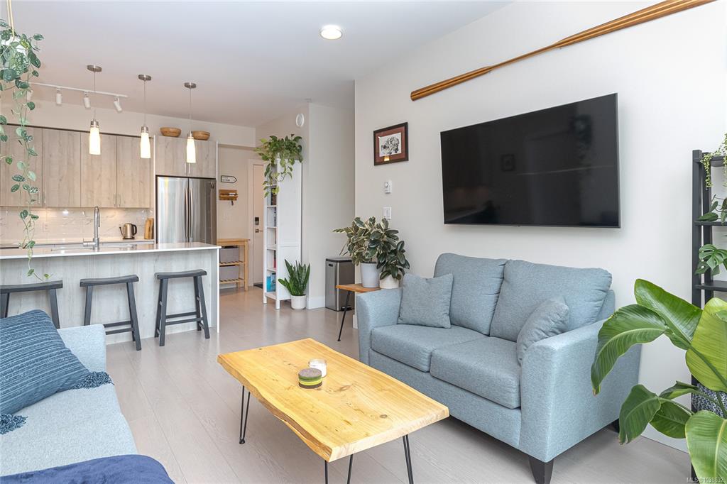 Third View of 1450 Glentana Rd, View Royal, BC, V9A 2P8