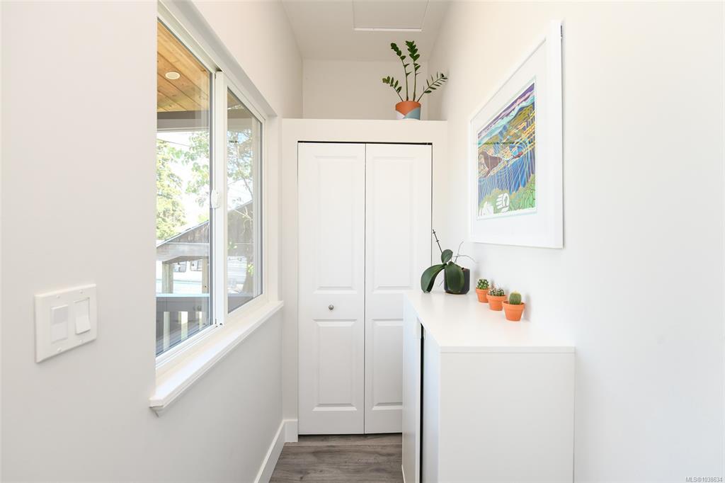 Fifth View of 2753 Maryport Ave, Cumberland, BC, V0R 1S0