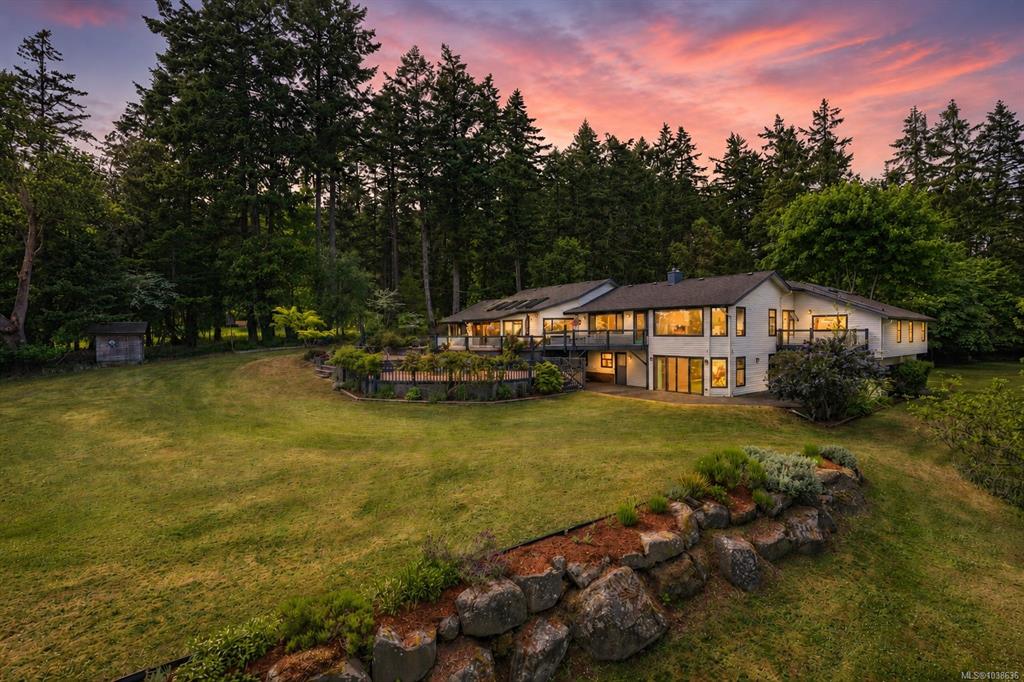 Fourth View of 2070 Cooper Rd, Gabriola Island, BC, V0R 1X7