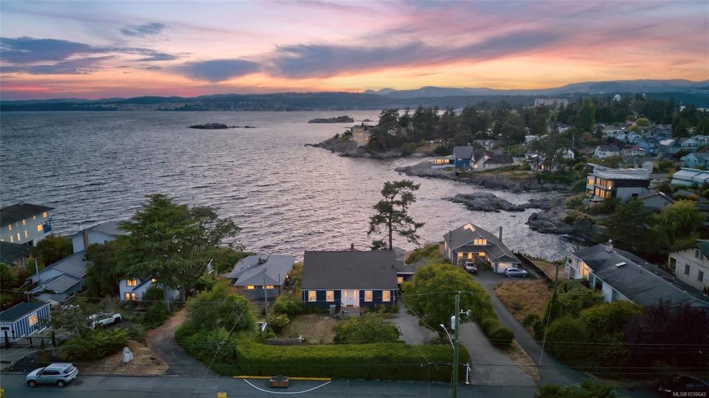 Fourth View of 436 Constance Ave, Esquimalt, BC, V9A 6N3