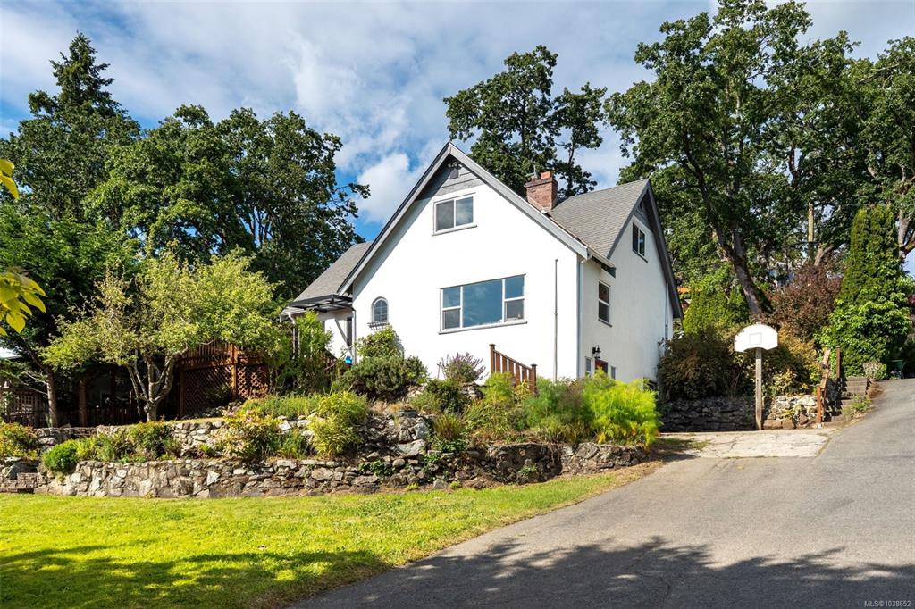 Third View of 1161 Clovelly Terr, Saanich, BC, V8P 1V7