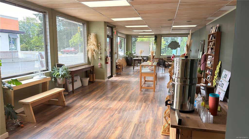 Fourth View of 166 Island Hwy E, Parksville, BC, V9P 2G3
