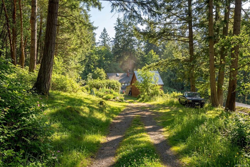 Third View of 1183 Hillgrove Rd, North Saanich, BC, V8L 5R8