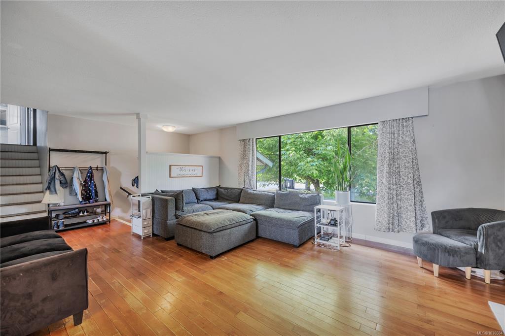 Fourth View of 1591 Sharon Pl, Parksville, BC, V9P 1Y7