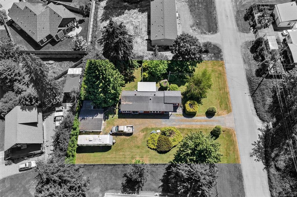 Fourth View of 695 Barclay Cres N, Parksville, BC, V9P 1X9