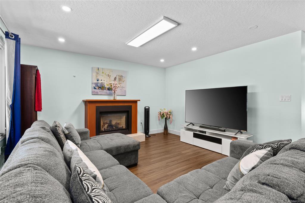 Fifth View of 1039 Haslam Ave, Langford, BC, V9B 2N3