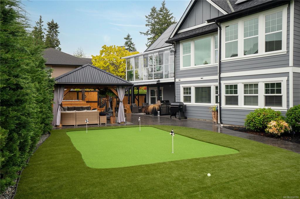 Fifth View of 946 Gillespie Pl, MILL SPRINGS, Mill Bay, BC, V8H 1H6