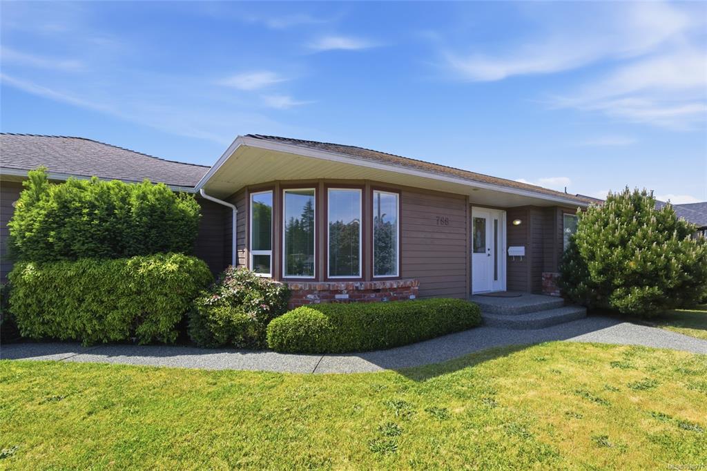 Third View of 788 Stanhope Rd, Parksville, BC, V9P 1B5
