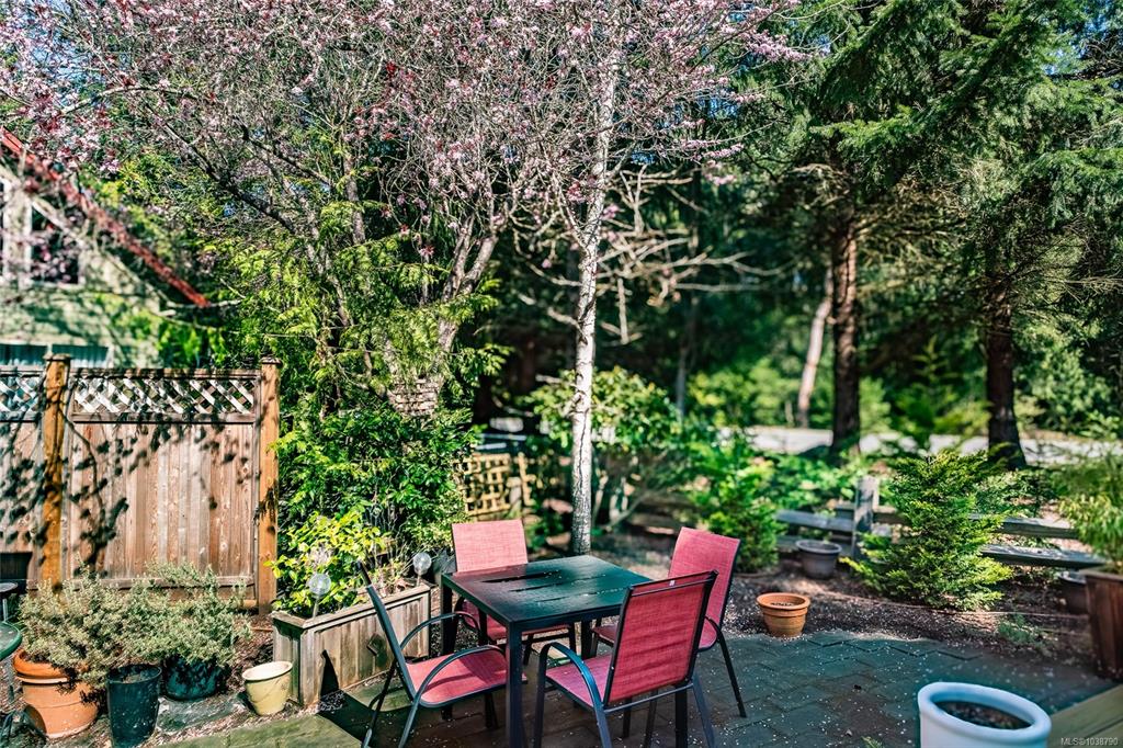 Fifth View of 1080 Resort Dr, Oceanside Village Resort, Parksville, BC, V9P 2G3