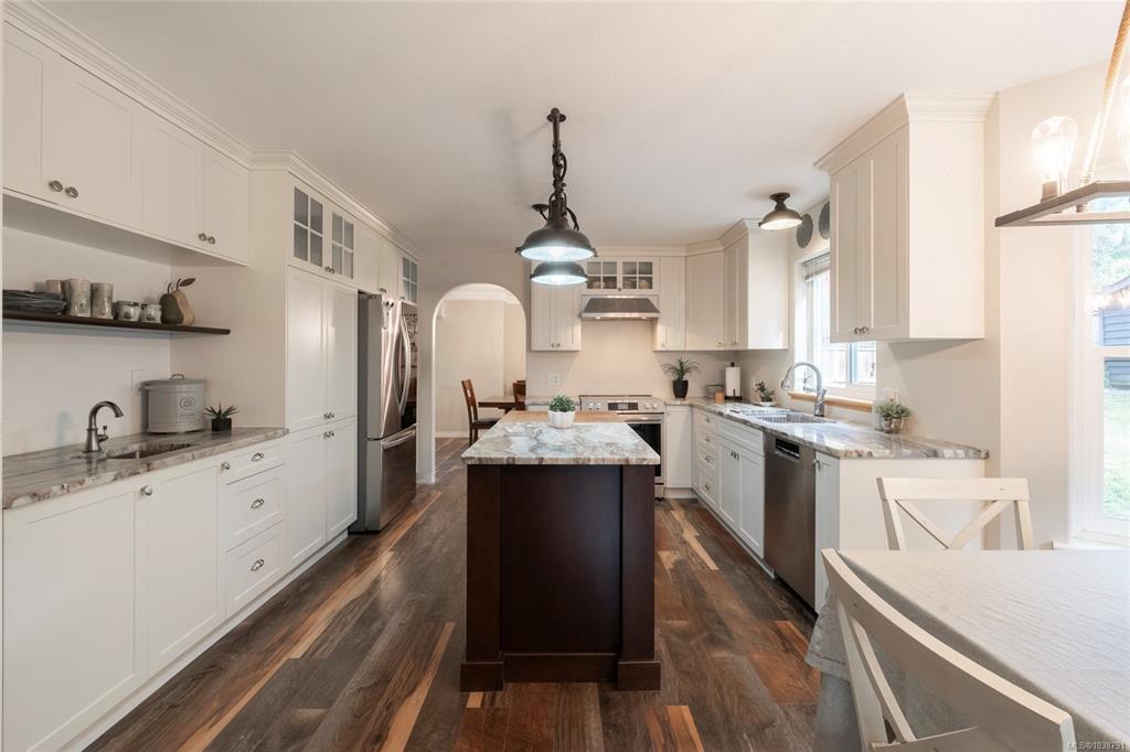 Fourth View of 1108 Viewtop Rd, Duncan, BC, V9L 5S7