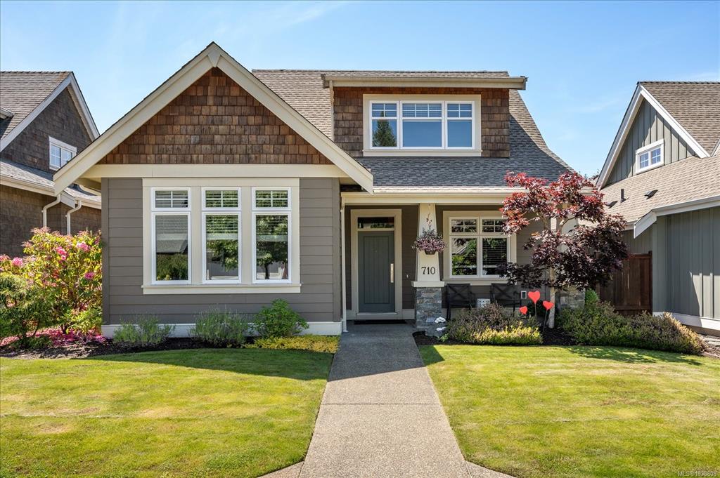 710 West Ridge Way, 1038808, BC,