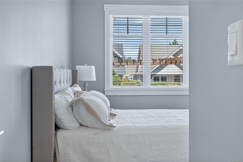 Fourth View of 762 West Ridge Way, Qualicum Beach, BC, V9K 0A9