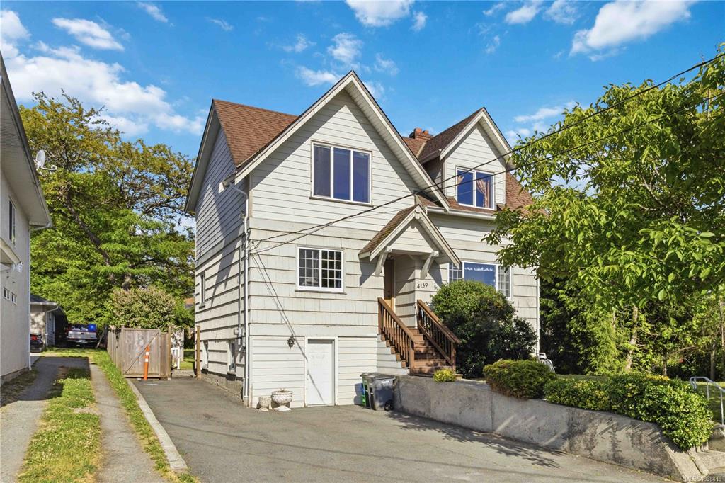 Third View of 4139 Carey Rd, Saanich, BC, V8Z 4G6