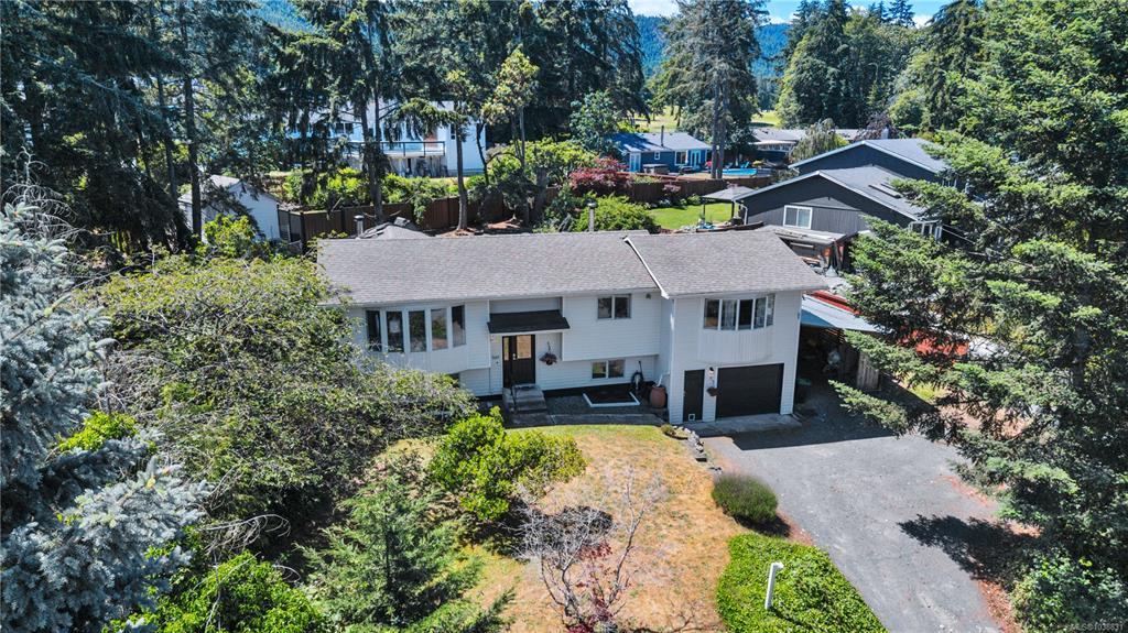 Fourth View of 7487 Forest Turn Way, Lantzville, BC, V0R 2H0