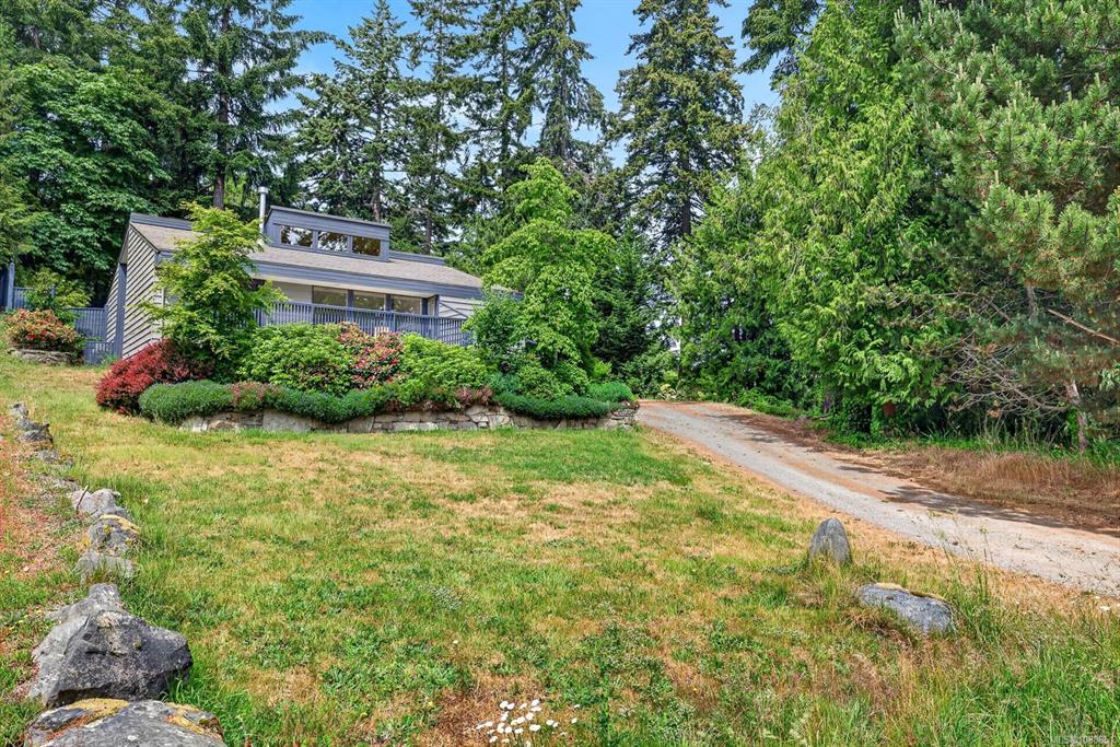 Third View of 102 Village Terr, Salt Spring, BC, V8K 2X5