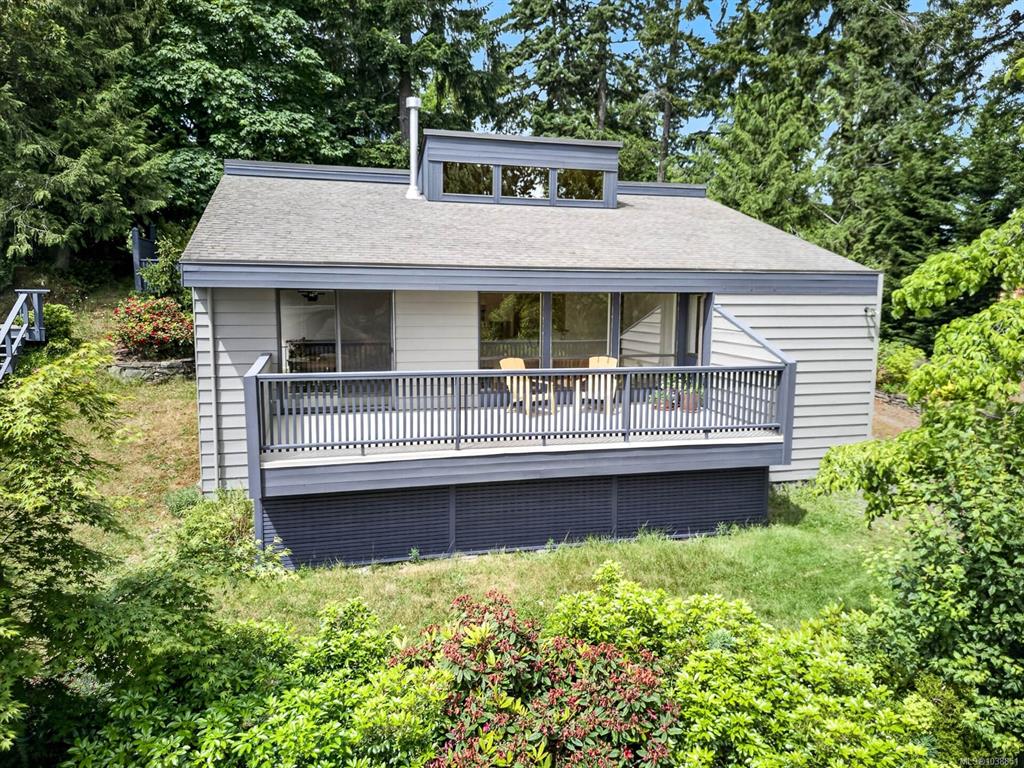 Fourth View of 102 Village Terr, Salt Spring, BC, V8K 2X5