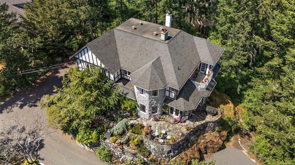 Third View of 405 Coralee Pl, Langford, BC, V9B 6C4