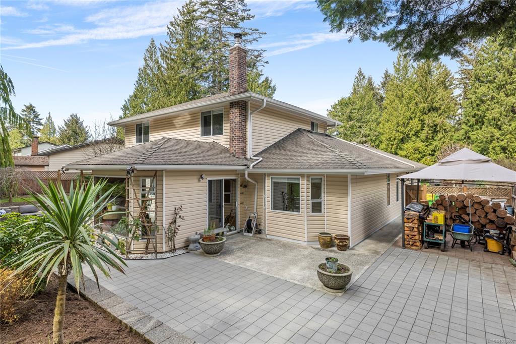Third View of 1170 Clubhouse Dr, EAGLECREST, Qualicum Beach, BC, V9K 1C4