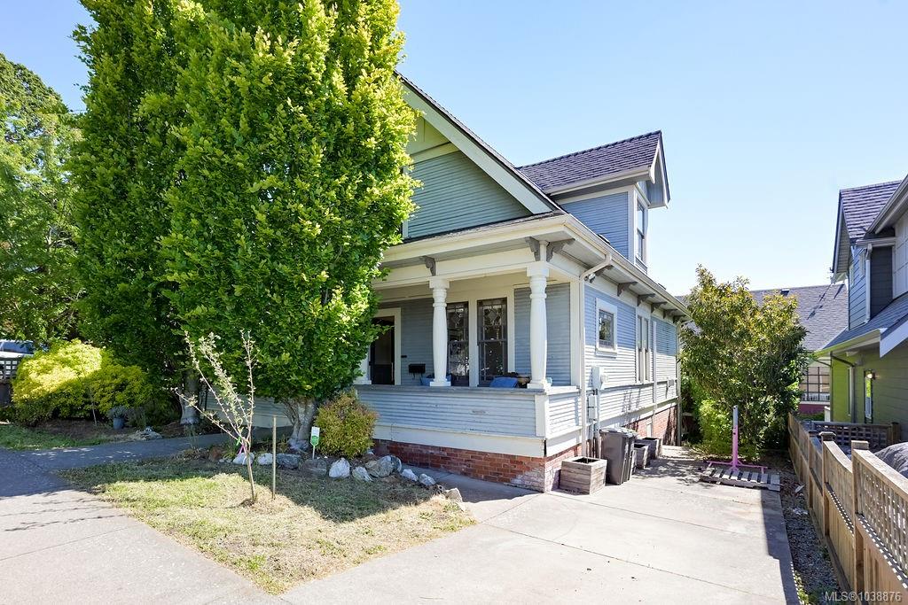 847 Carrie St, 1038876, BC,