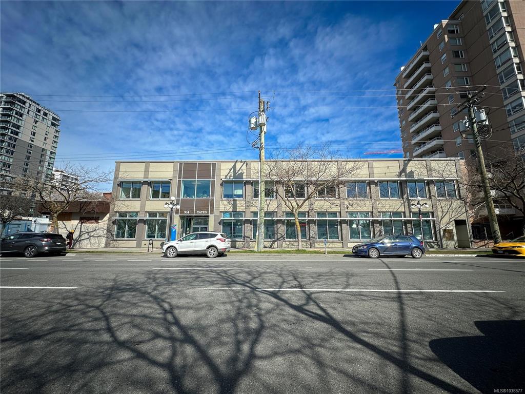 Third View of 914 Yates St, Victoria, BC, V8V 3M2